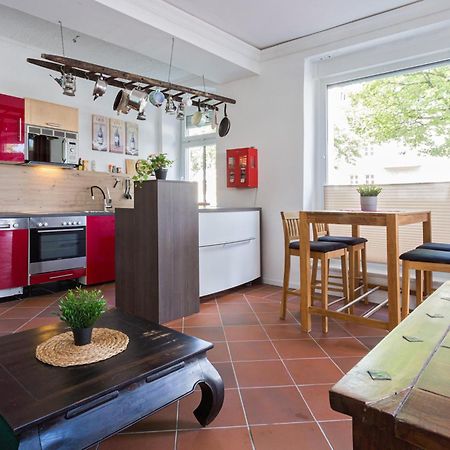 Doppelzimmer III Gaestezimmer In Unterkunft Mit Gemeinschaftsbad Und Gemeinschaftskueche Chemnitz Extérieur photo